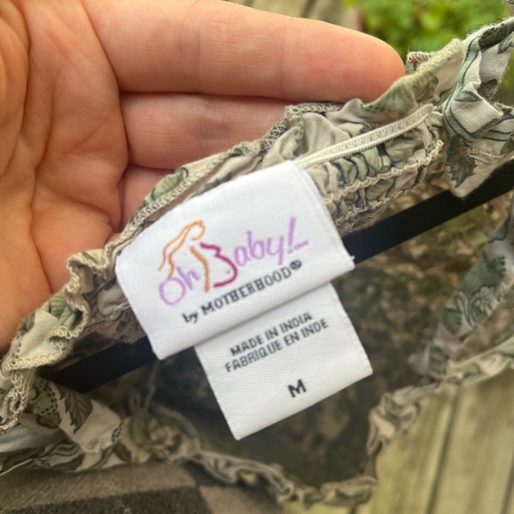 Oh baby motherhood maternity smocked tank top medium - Picture 3 of 4